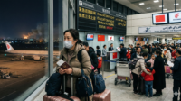 Ilustrasi suasana evakuasi warga China di Bandara Teheran, Iran, menyusul serangan AS-Israel. Ilustrasi ribuan warga antre evakuasi di bandara Teheran menyusul insiden warga China tewas akibat serangan AS-Israel di Iran