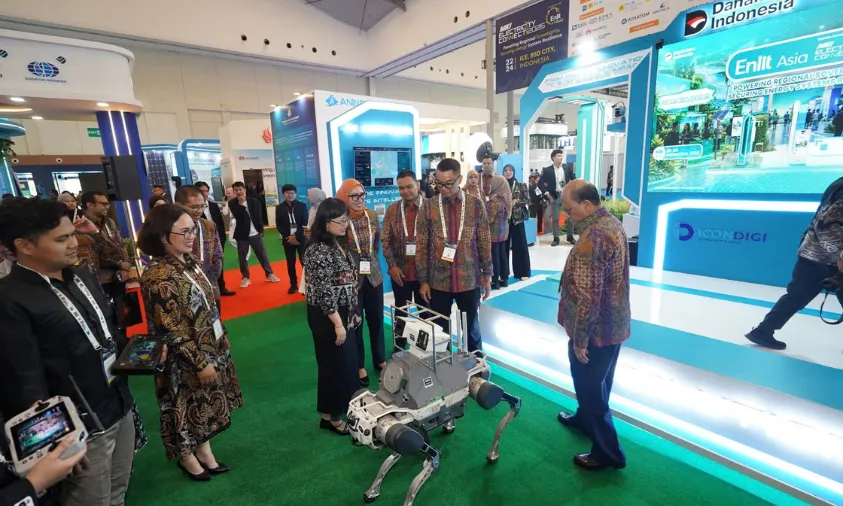 PLN Icon Plus Pamerkan Inovasi AI dan Energi Hijau di Electricity Connect_11zon PLN Icon Plus Pamerkan Inovasi AI dan Energi Hijau di Electricity Connect